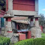 Entero Con Piscina Y Jardin. Feriehus Ourense