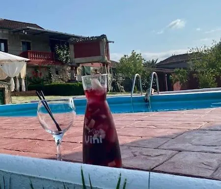 Feriehus Entero Con Piscina Y Jardin.