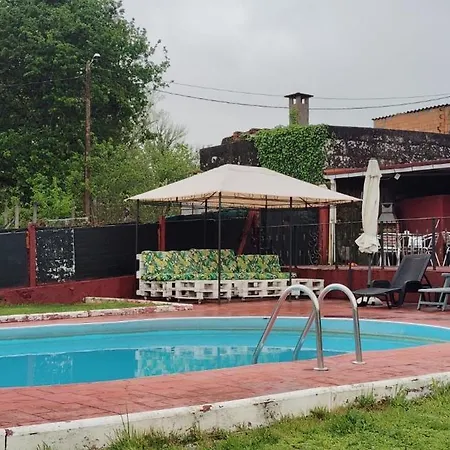 Сasa de vacaciones Entero Con Piscina Y Jardin. *