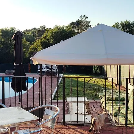 펜션 Entero Con Piscina Y Jardin.