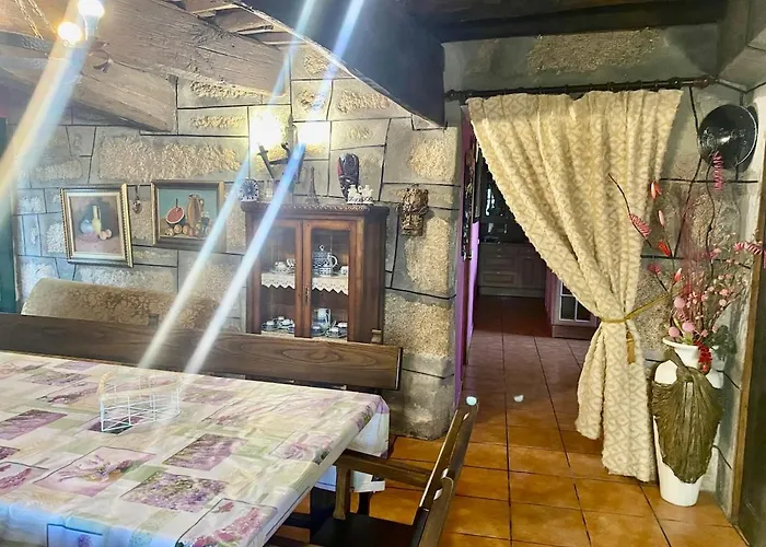 Entero Con Piscina Y Jardin. Сasa de vacaciones Ourense