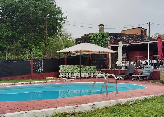 Сasa de vacaciones Entero Con Piscina Y Jardin. *